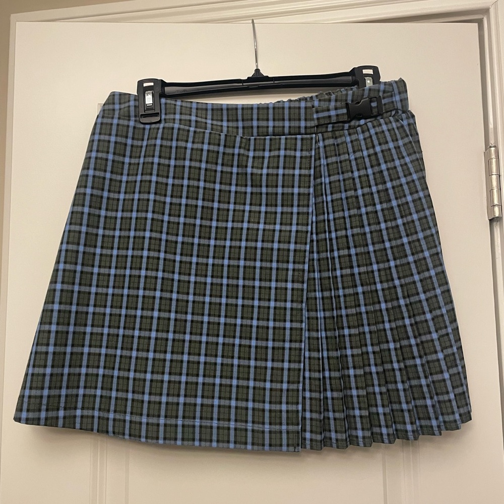 Plaid pleated mini skirt- medium